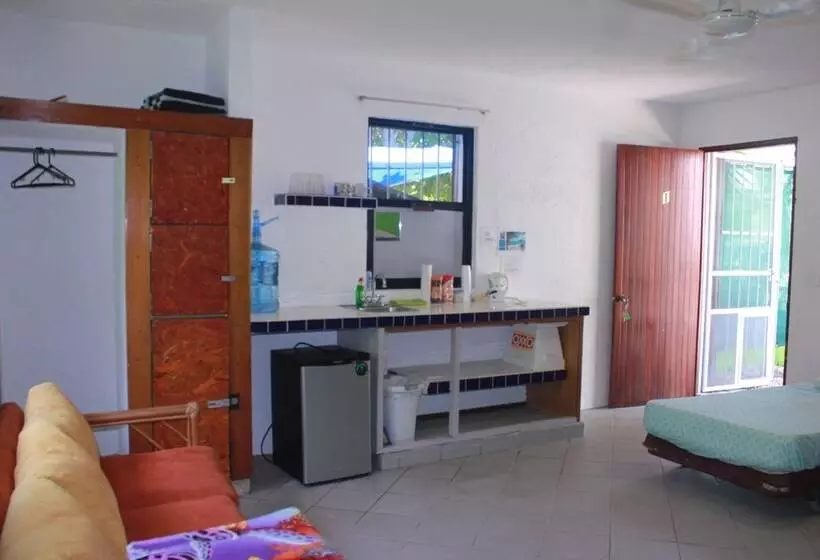 Hotelli Mangrove Inn Akumal