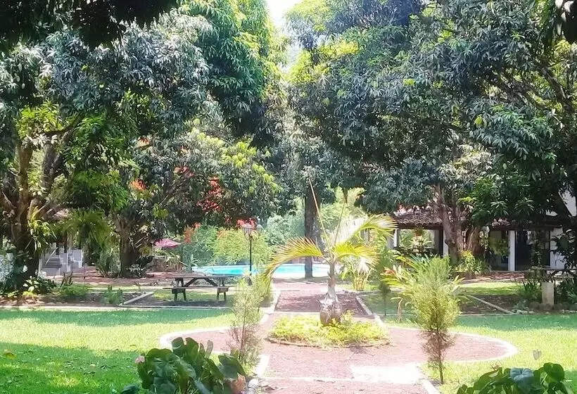 Hotelli Sommeil Natural Resort