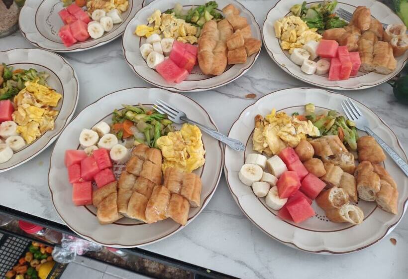 ホテル Yaash Valladolid