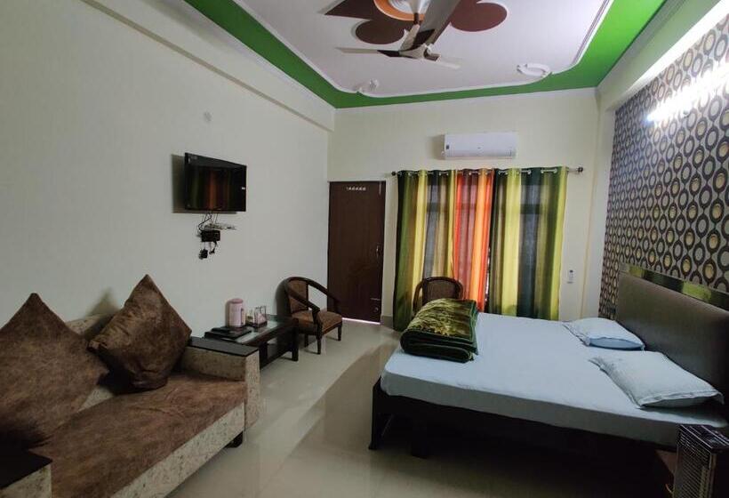 בית מלון כפרי Aashriwad