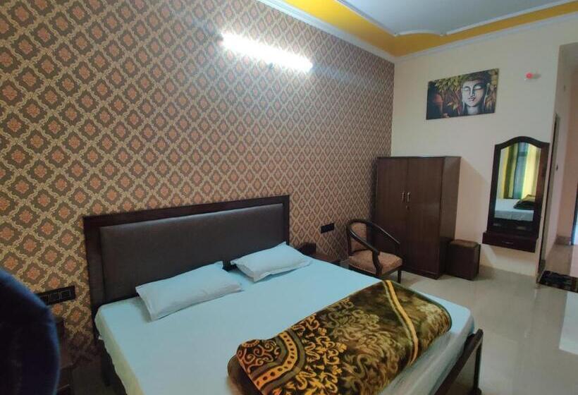 בית מלון כפרי Aashriwad