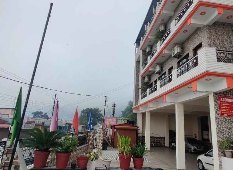 בית מלון כפרי Aashriwad