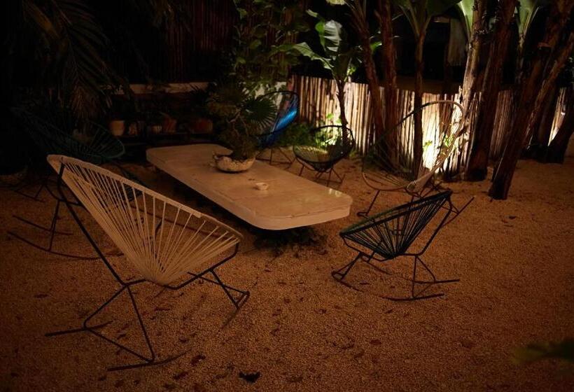 酒店 Aljanna House