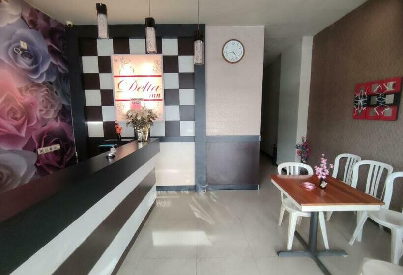 호텔 Delta Inn
