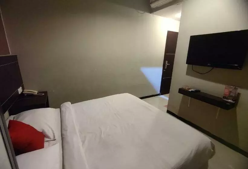 ホテル Delta Inn