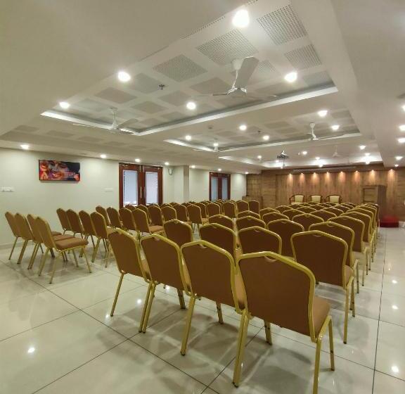 Hotel Lumbini Supreme