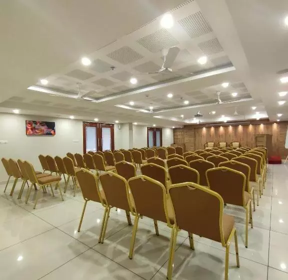 Hotelli Lumbini Supreme