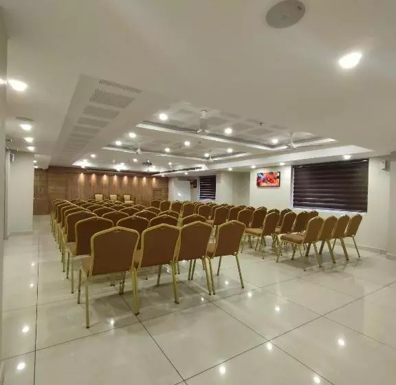 Hotelli Lumbini Supreme