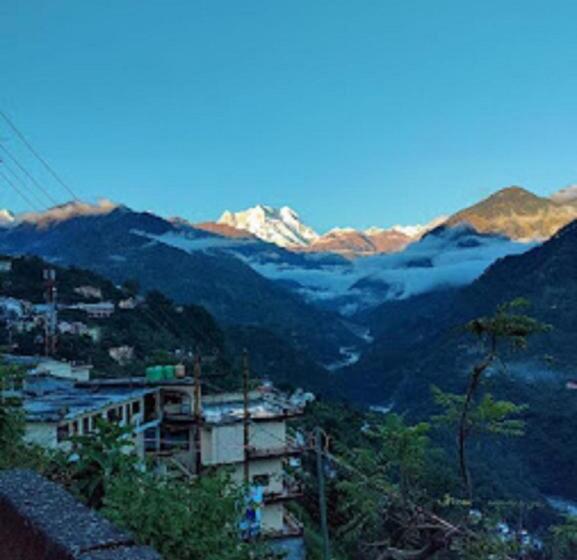 בית מלון כפרי Mount Hills By Stayapart