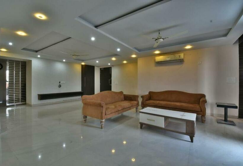 בית מלון כפרי The Clovers Inn