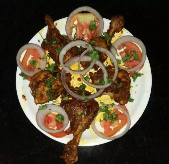 Hotelli The Clovers Inn