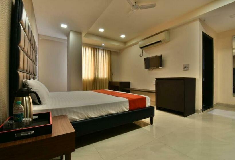 בית מלון כפרי The Clovers Inn