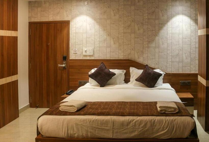 בית מלון כפרי Obsidian Blue