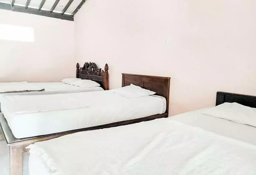 ホテル Ombak Indah Resort Tanjung Setia