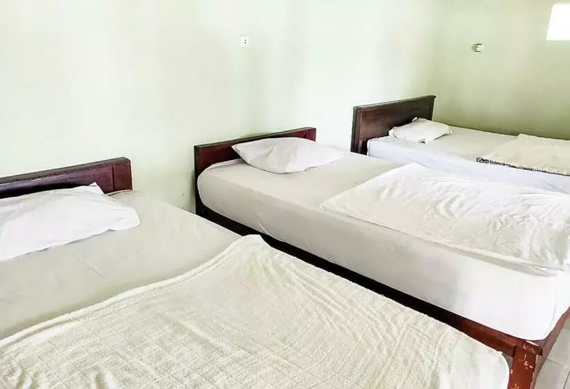 ホテル Ombak Indah Resort Tanjung Setia