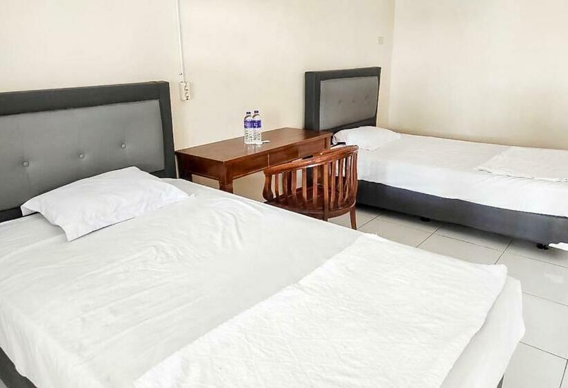 Hotel Ombak Indah Resort Tanjung Setia