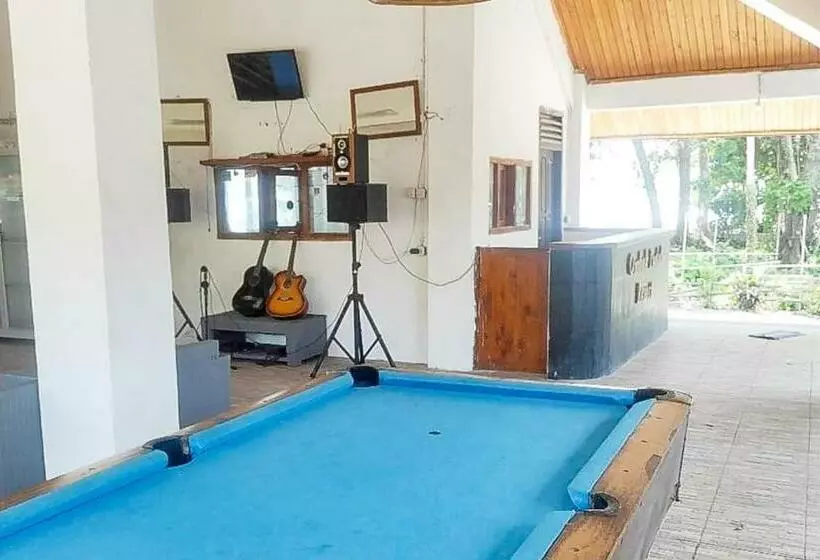 ホテル Ombak Indah Resort Tanjung Setia