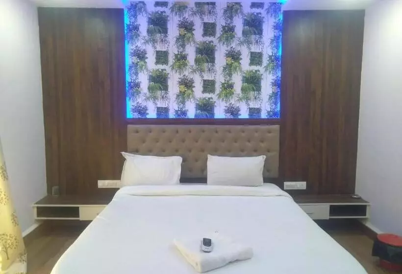 ホテル Rest Inn Pune