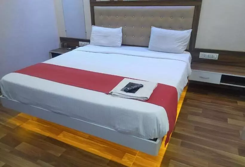 ホテル Rest Inn Pune
