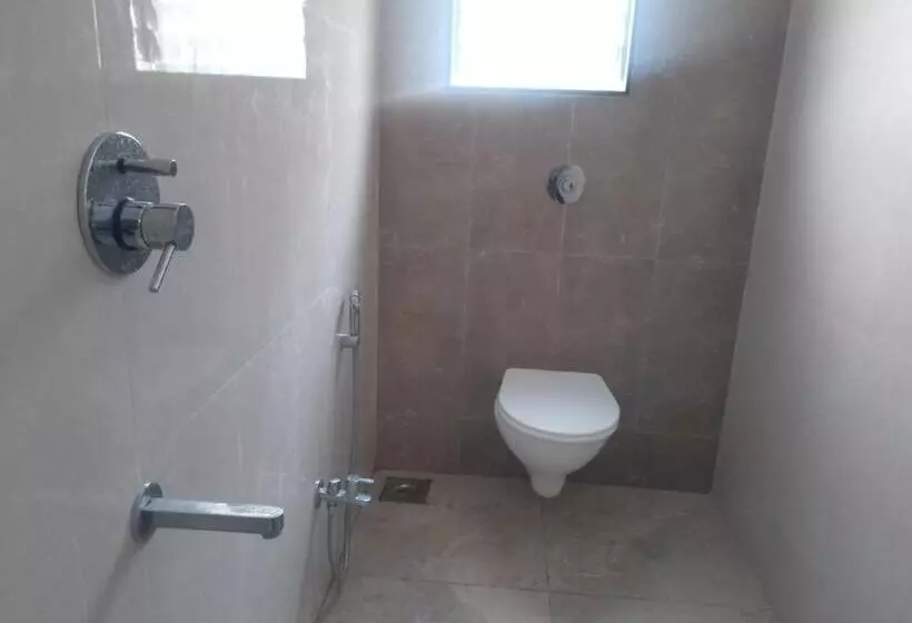 ホテル Rest Inn Pune