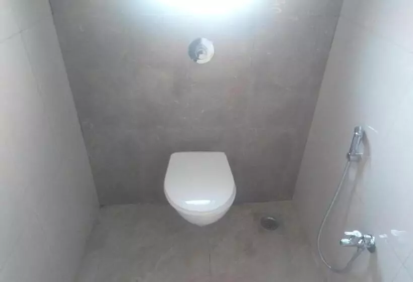 ホテル Rest Inn Pune