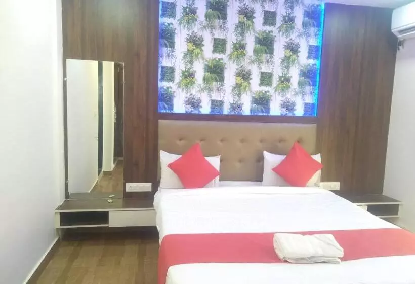 ホテル Rest Inn Pune
