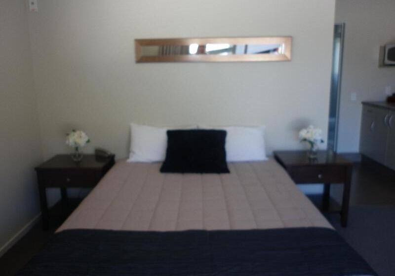 Hotel Executive On Fenton