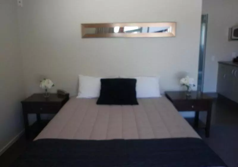 Otel Executive On Fenton