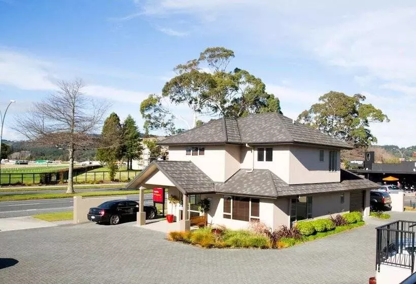 Otel Executive On Fenton