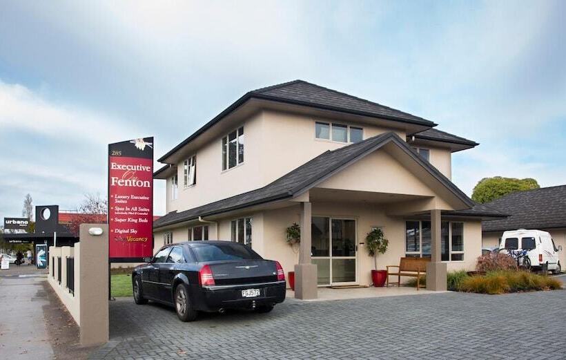 Hotel Executive On Fenton