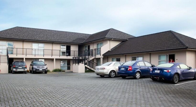 Hotel Executive On Fenton