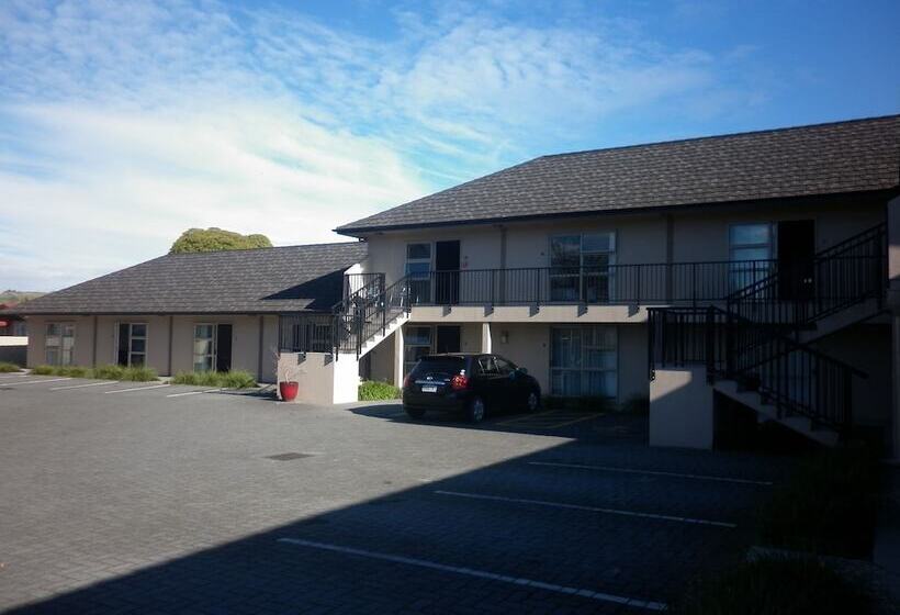 Hotel Executive On Fenton