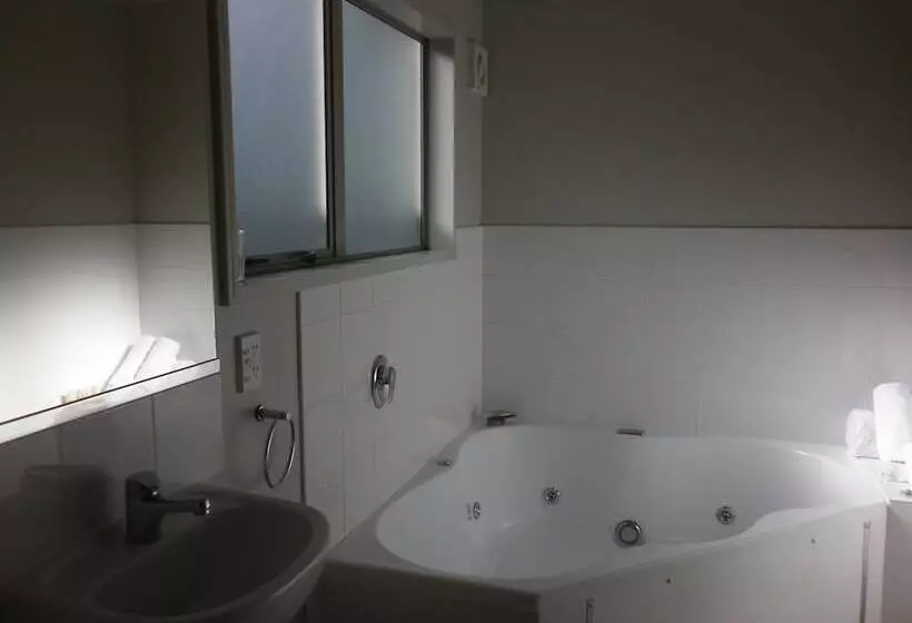 Otel Executive On Fenton