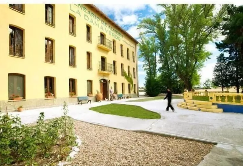 Сельский отель Balneario Almeida Dama Verde