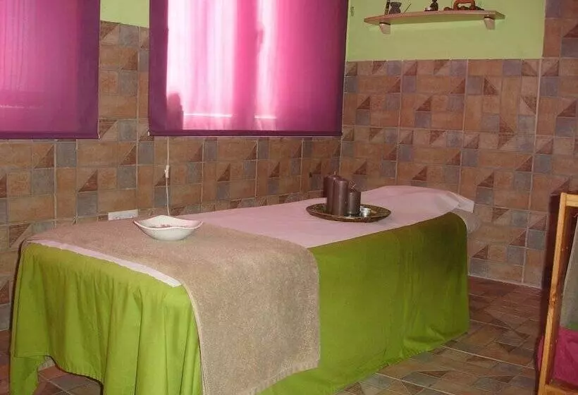 Сельский отель Balneario Almeida Dama Verde