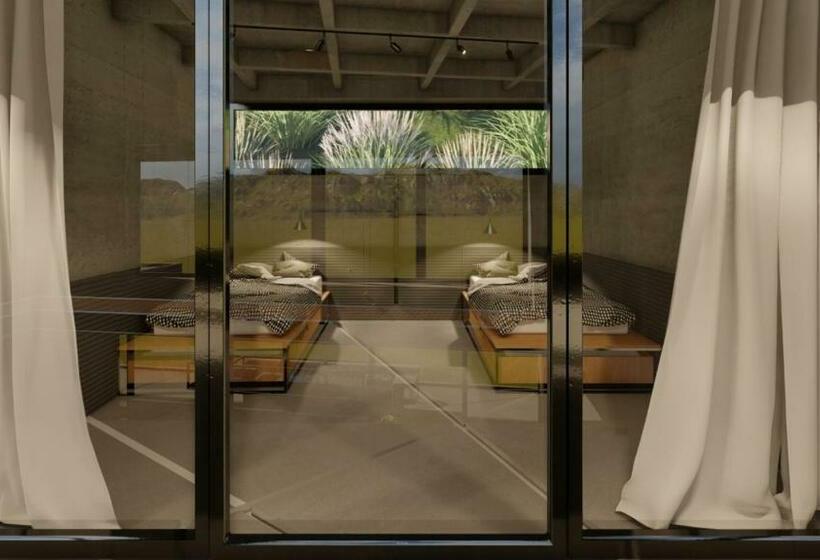 تختخواب و صبحانه The Elemynt Mansion