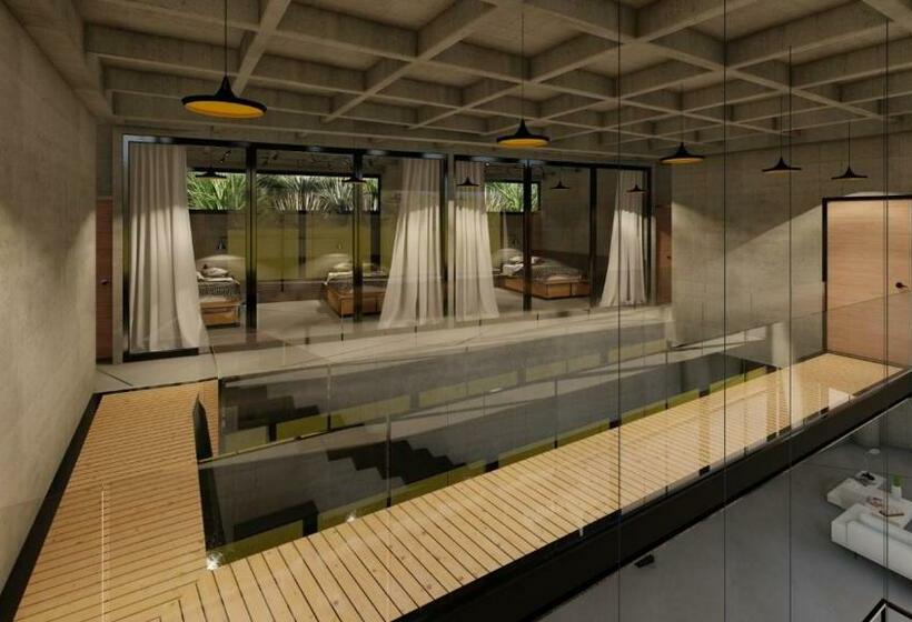 تختخواب و صبحانه The Elemynt Mansion