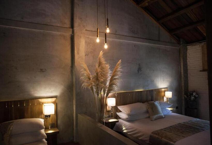 تختخواب و صبحانه Twilight Forest