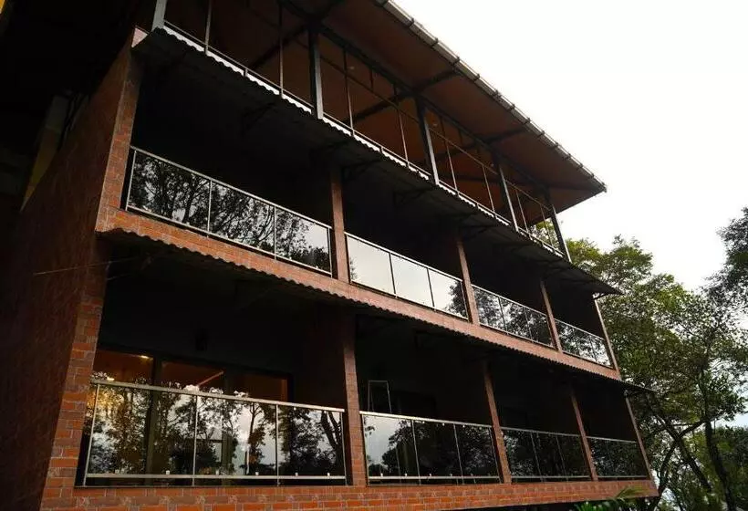 Hotelli Elephant Passage