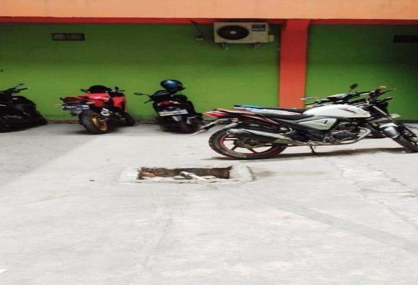 فندق Oyo 90706 Kost Alam Jaya Syariah