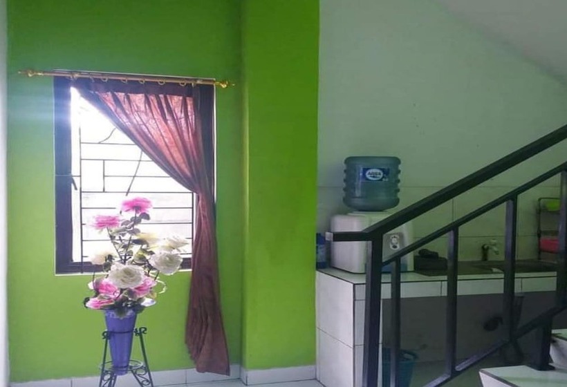 فندق Oyo 90706 Kost Alam Jaya Syariah