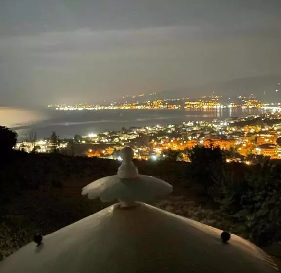 Majatalo La Perla Guest House