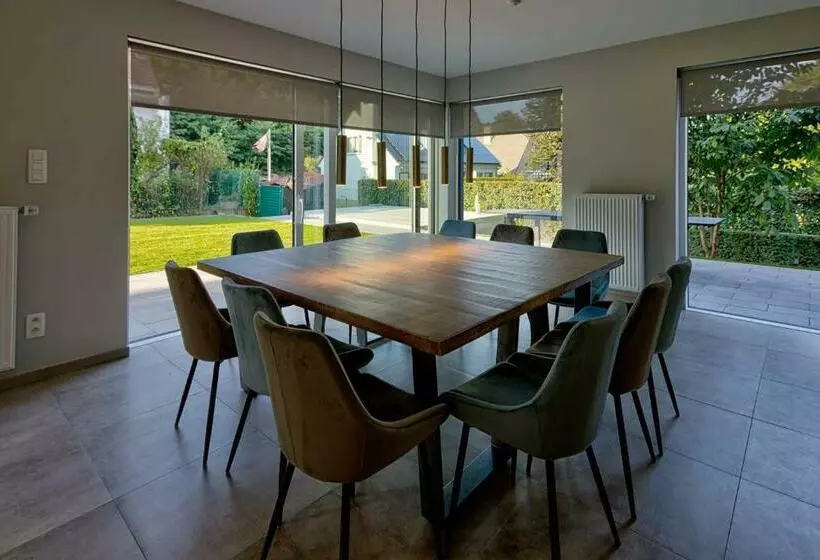 ベッドアンドブレックファースト Beukenhouse