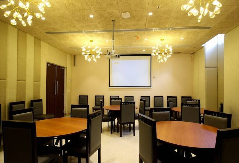 Jagadish Hotels Sankey Road