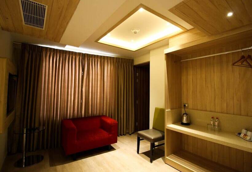 Jagadish Hotels Sankey Road