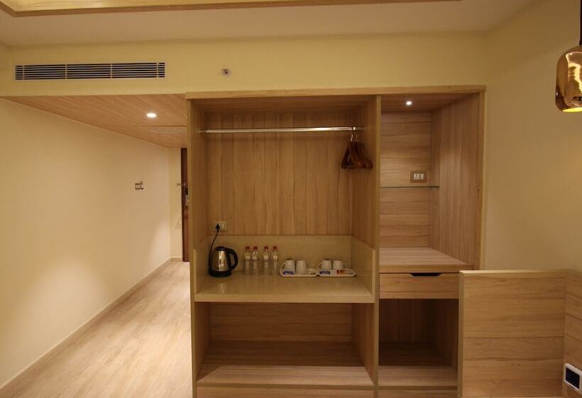 Jagadish Hotels Sankey Road