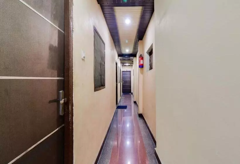 Hotelli Pop 83297 Khard Palace