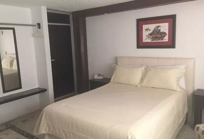 ホテル Real San Luis