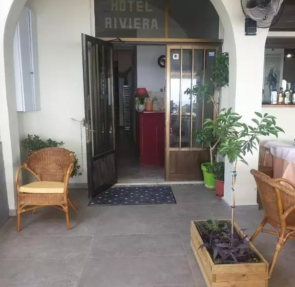 ホテル Riviera Seaside