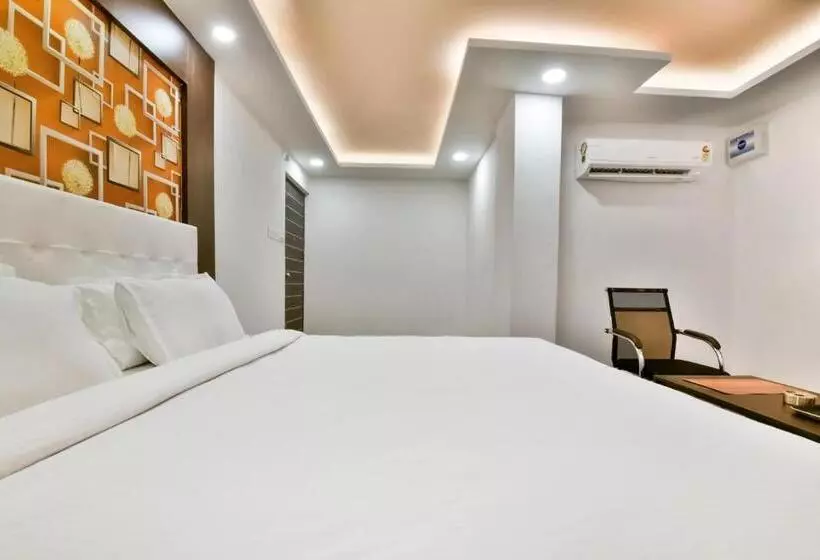 Super Collection O 80868 Hotel Addiction